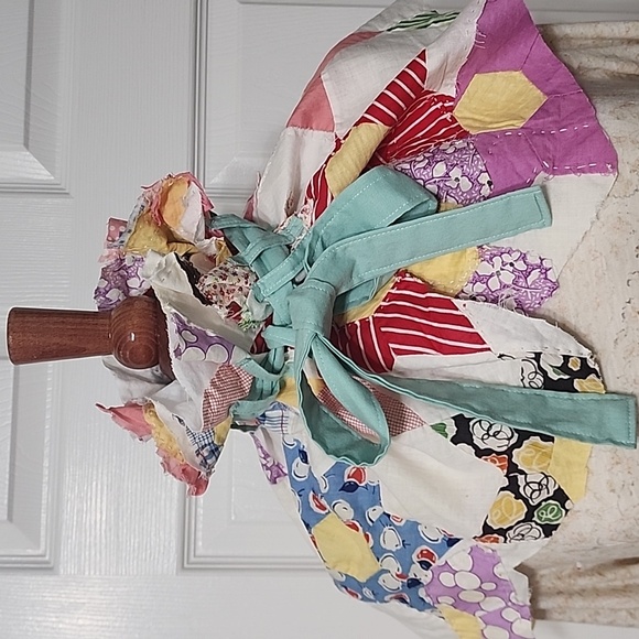 SOLD!❤️ JABOT COLLAR🩷MOSSIE ANNA ARTISAN DESIGN NWT NOT COMPLETED🩷 IN PROGRESS - Picture 1 of 12